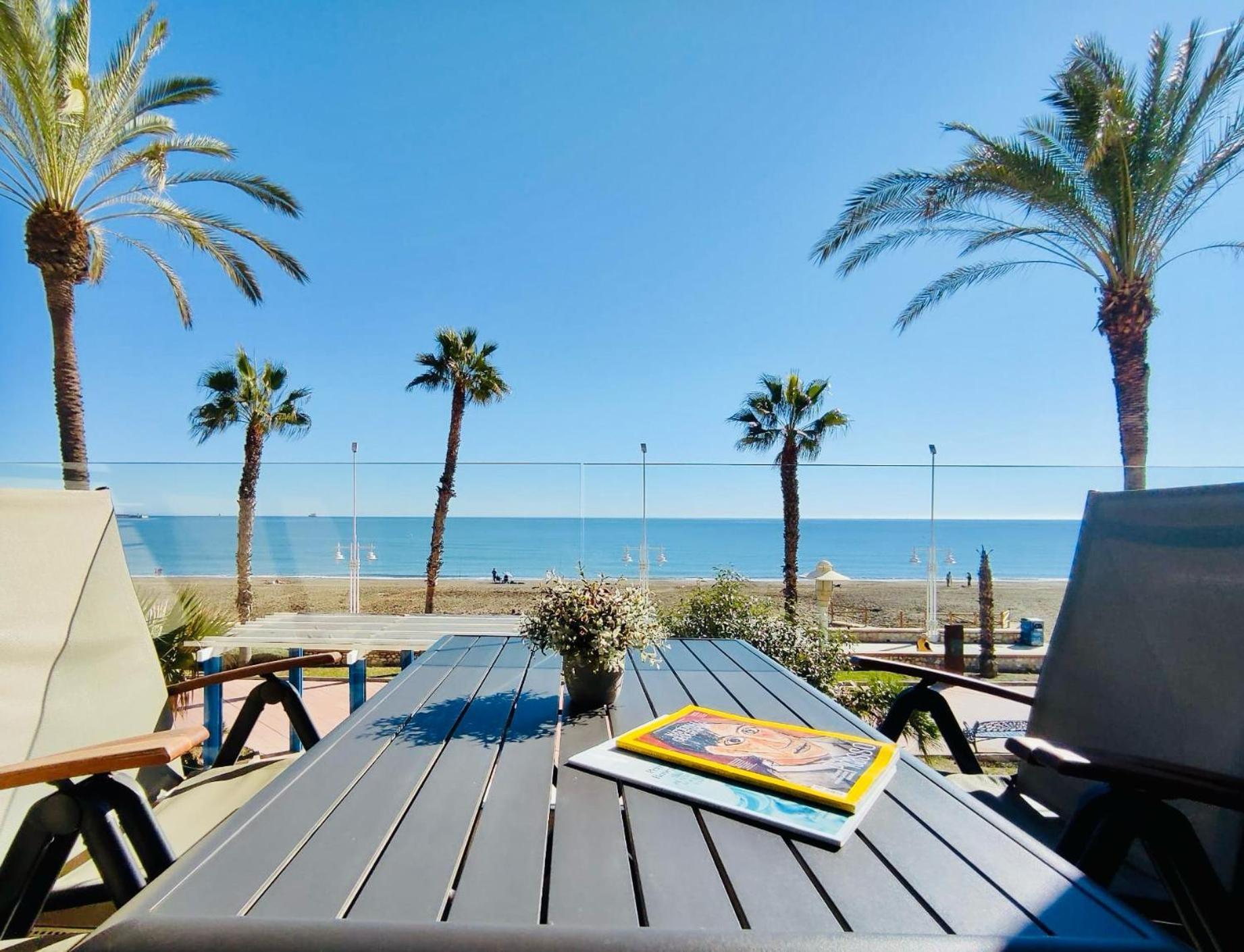 Gran Vivienda De Lujo Frente Al Mar Apartment Малага Екстериор снимка