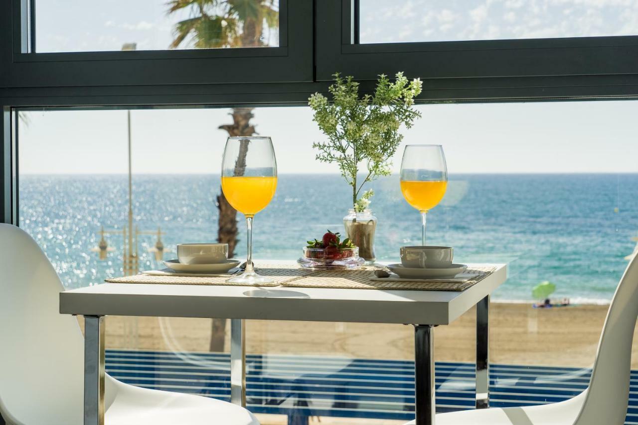Gran Vivienda De Lujo Frente Al Mar Apartment Малага Екстериор снимка