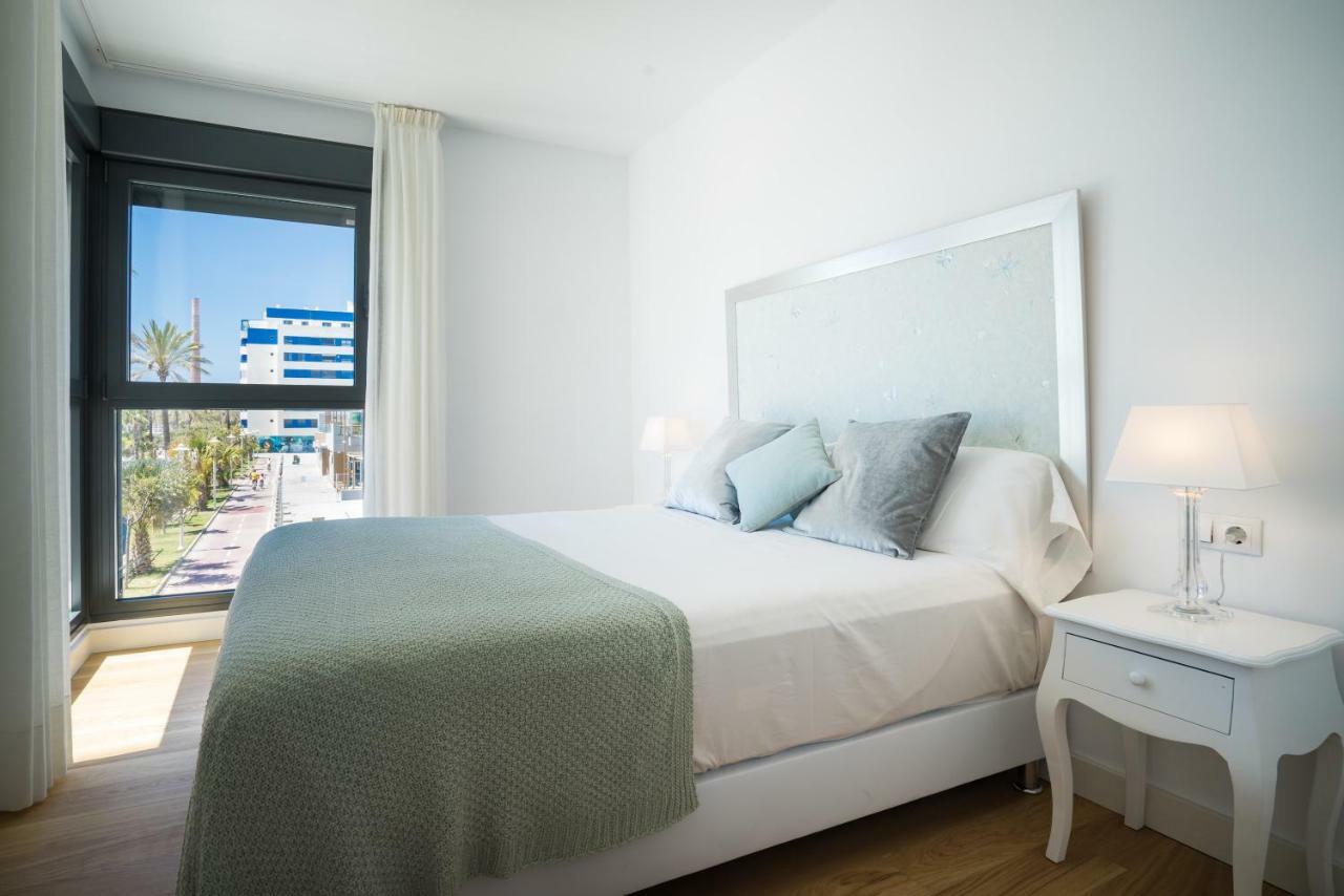 Gran Vivienda De Lujo Frente Al Mar Apartment Малага Екстериор снимка